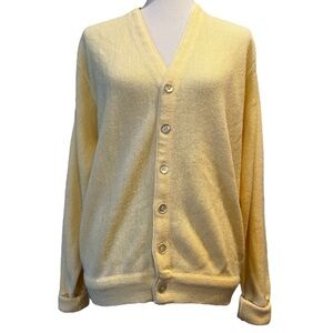 Vintage Men's Yellow Acrylic Cardigan Sweater Size Medium